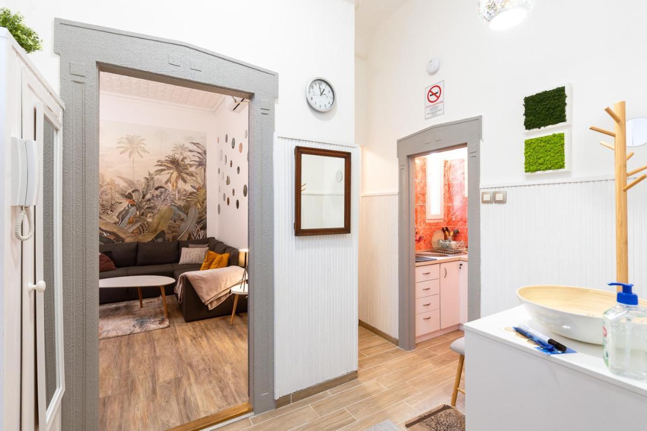 Stylish Modern Apartment Next To New York Cafe Budapest Ngoại thất bức ảnh